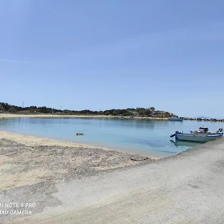 Blue And White Affittacamere Agia Anna (Naxos)